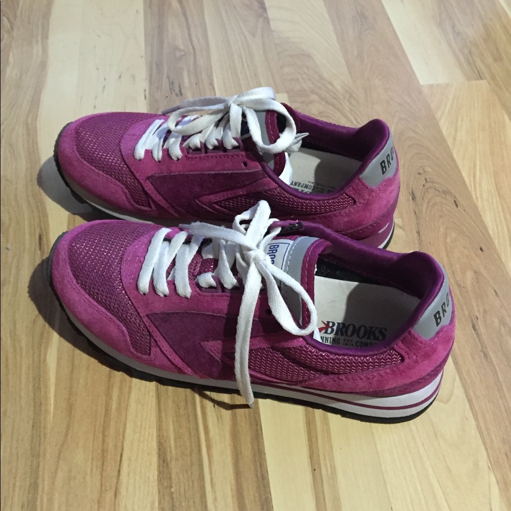 Brooks sneakers